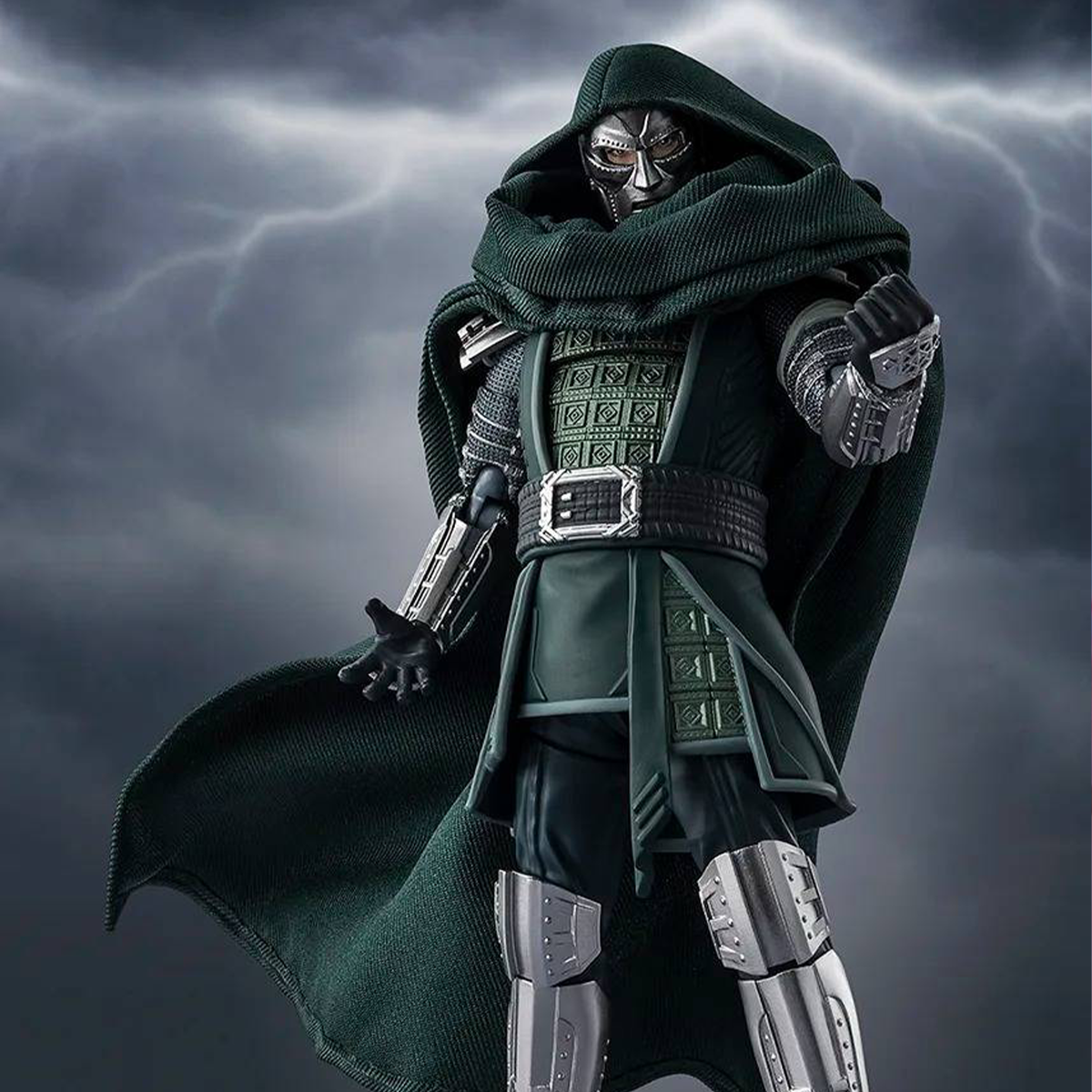 S.H.FIGUARTS: Avengers Doomsday - Doctor Doom