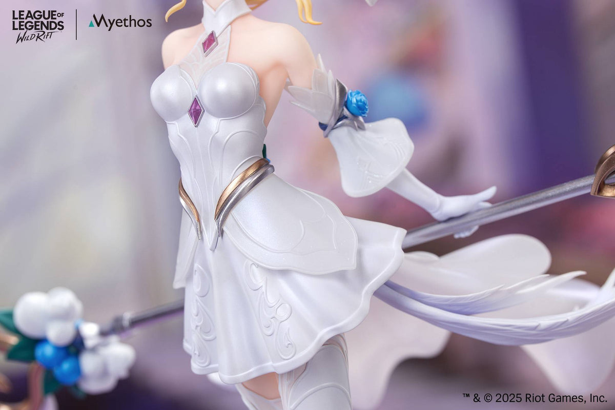 Presente+: League Of Legends - Lux (Versão Rosa de Cristal) 1/8