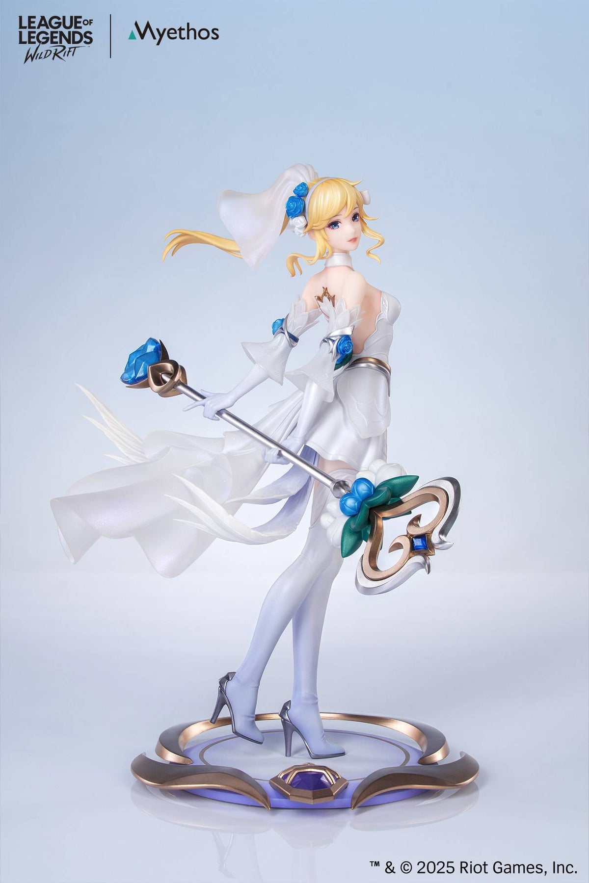 Presente+: League Of Legends - Lux (Versão Rosa de Cristal) 1/8