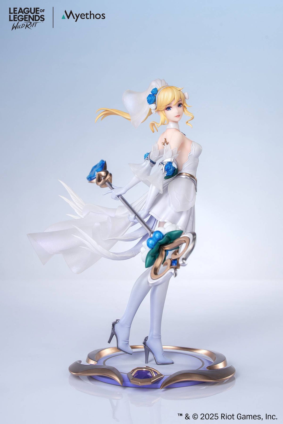 Presente+: League Of Legends - Lux (Versão Rosa de Cristal) 1/8