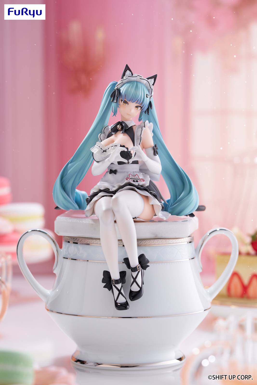 Hatsune Miku x Goddess of Victory NIKKE: Privaty - Unkind Maid Ver. Noodle Stopper Figure