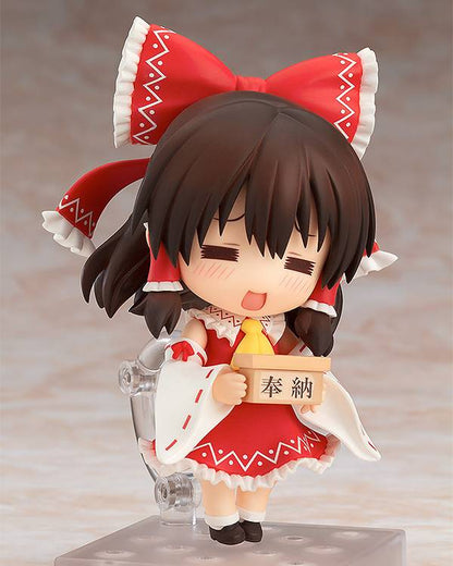 Nendoroid 700: Touhou Project - Reimu Hakurei Ver.2.0 (Relanzamiento Limitado)