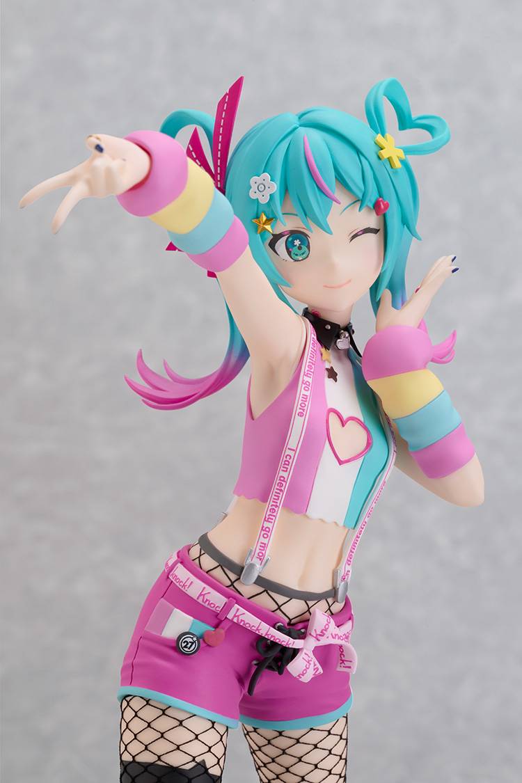 POP UP PARADE: Hatsune Miku - DecoMiku Lightness (L Size)